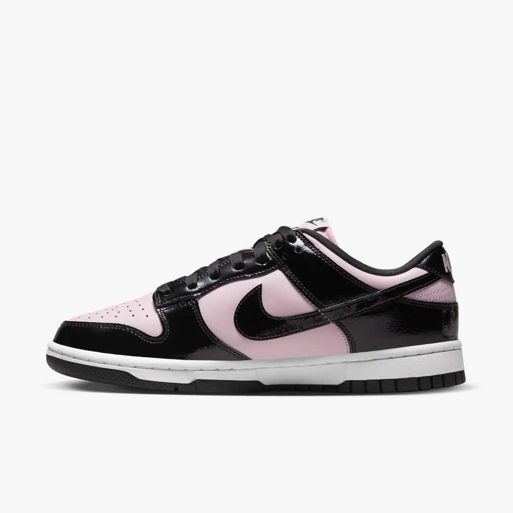 Black nike dunks deals